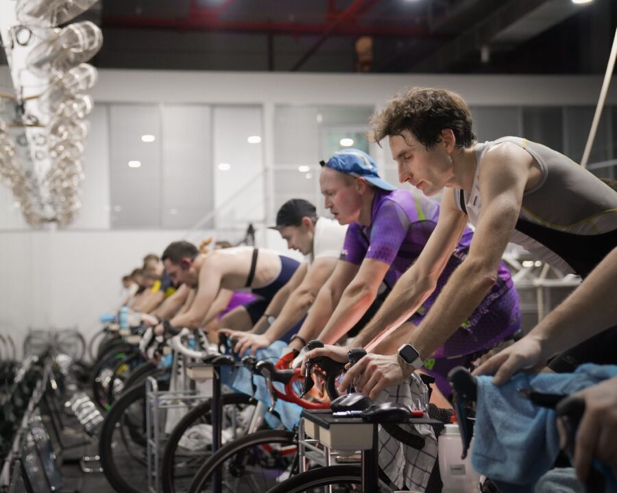 Co jeść przed i po treningu triathlonowym – Praktyczny przewodnik po diecie sportowca